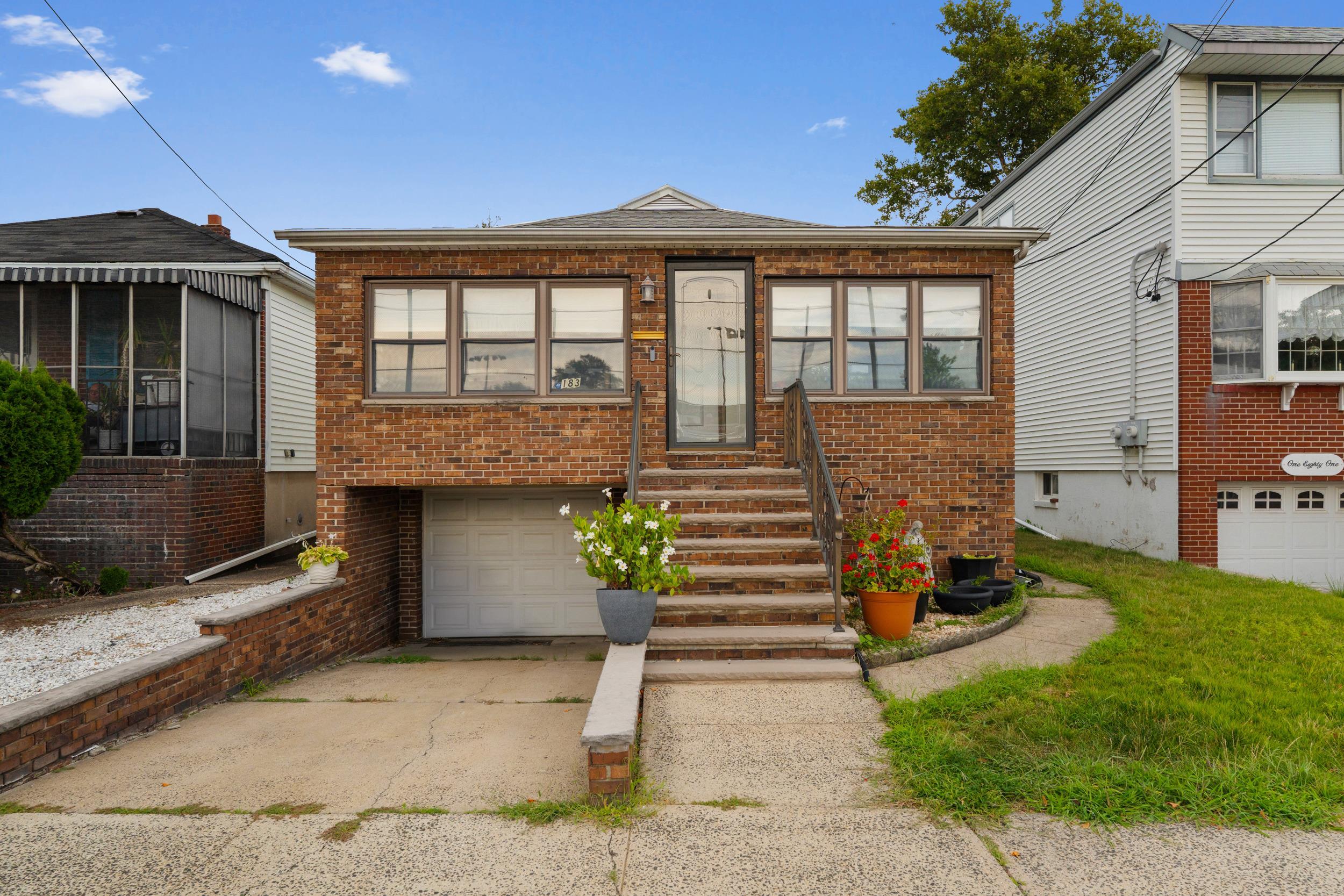 # 250016739 - For Rent in Bayonne NJ