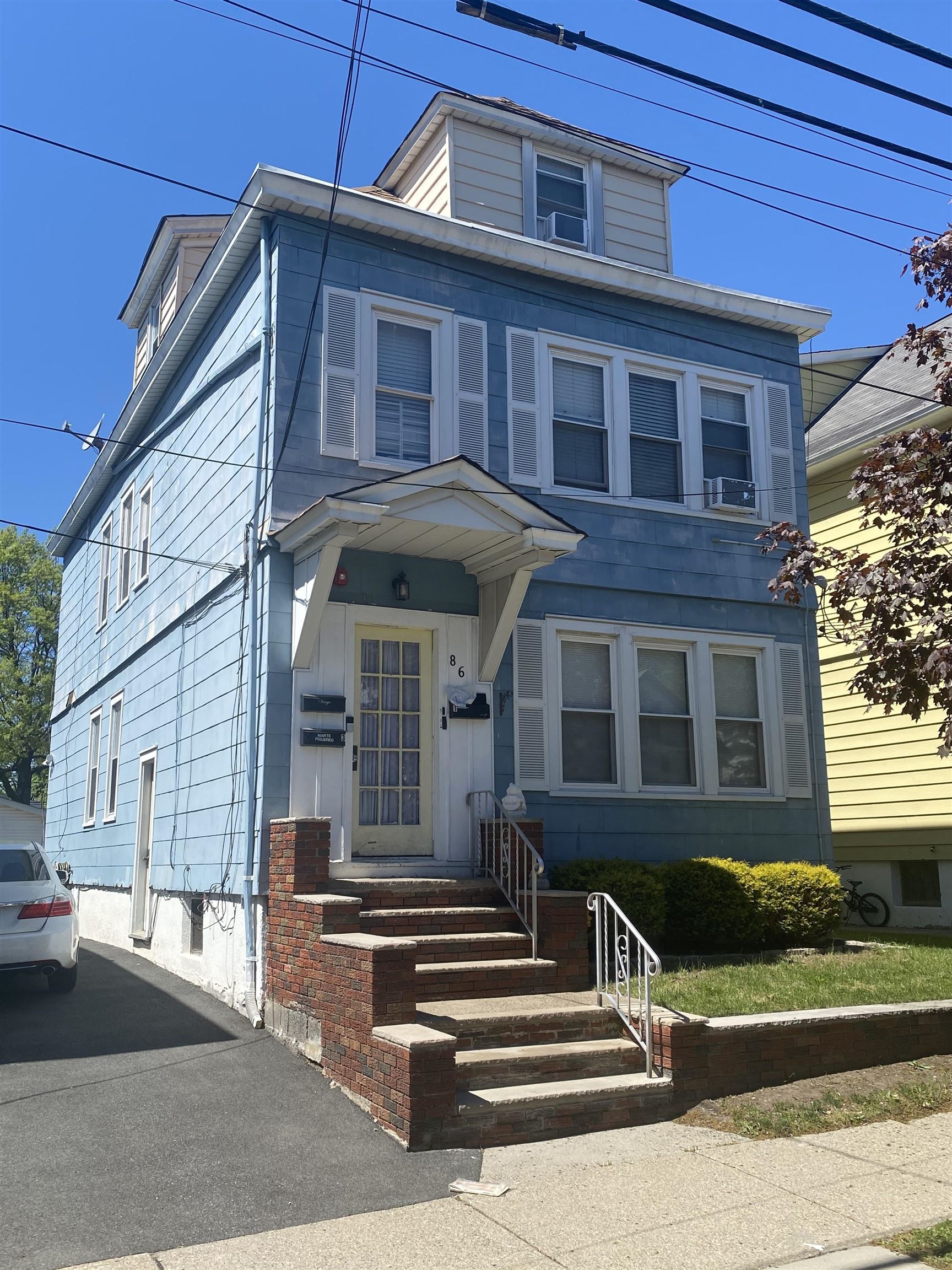 # 250016836 - For Rent in Clifton NJ