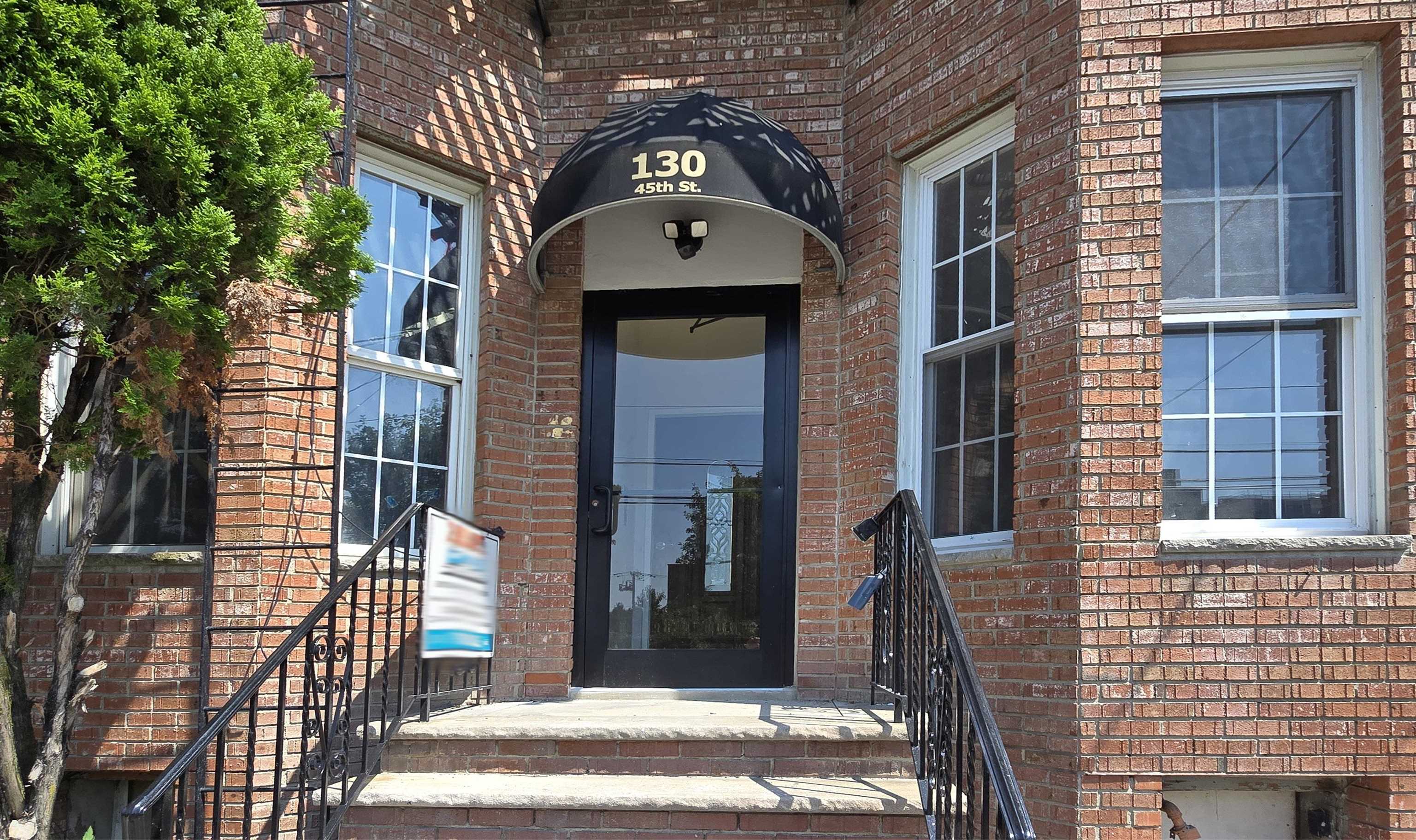 # 250016877 - For Rent in Union City NJ