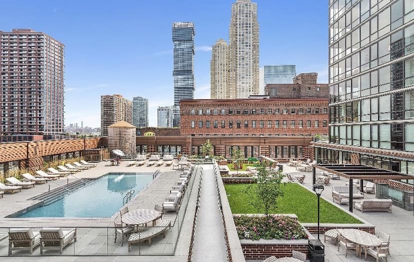 # 250016906 - For Rent in JERSEY CITY - Downtown NJ