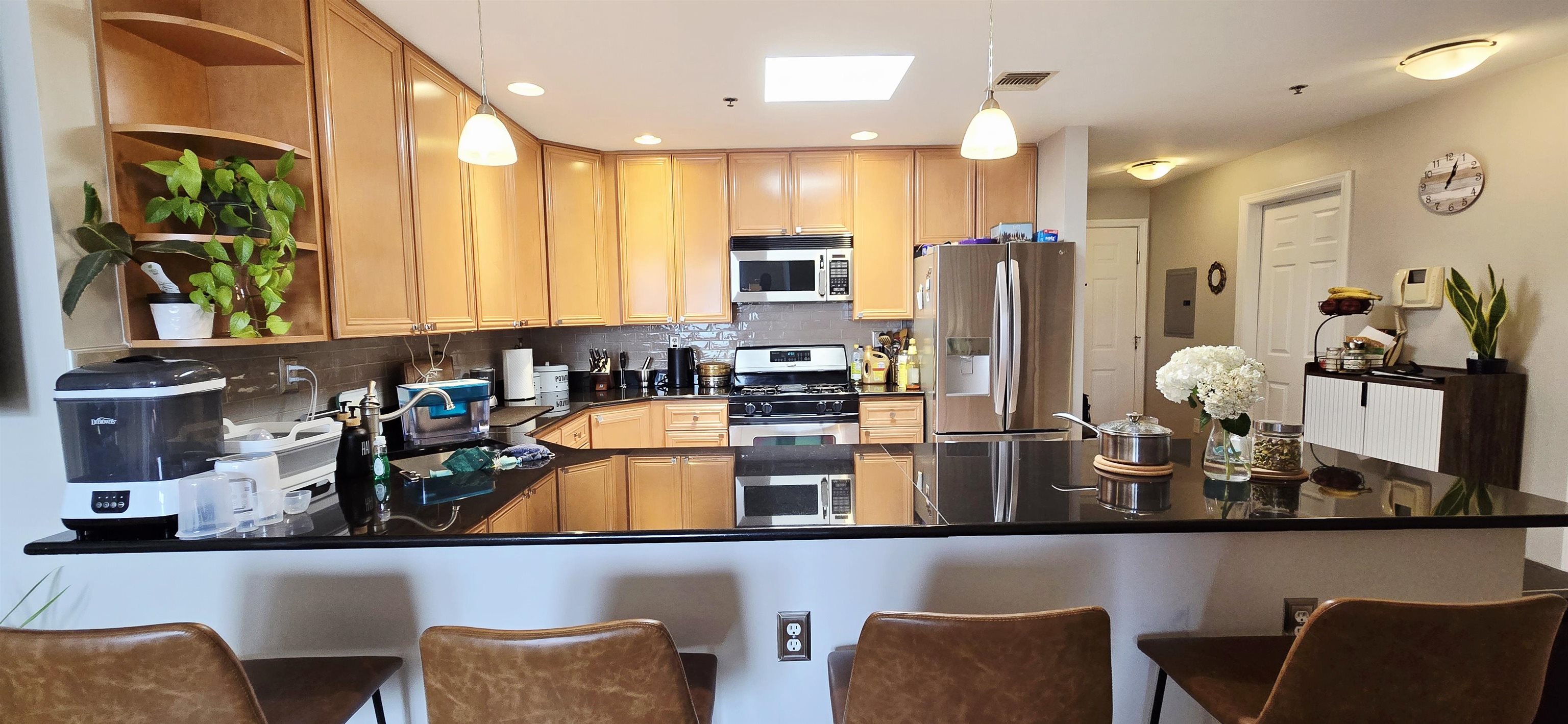 # 250016969 - For Rent in Weehawken NJ