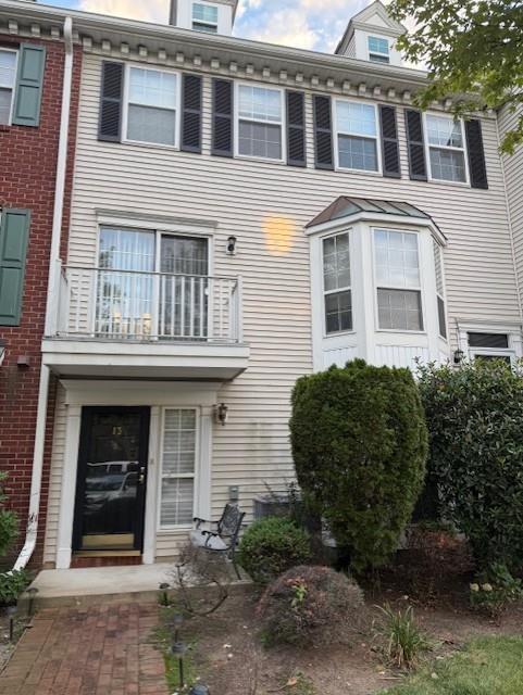 # 250016973 - For Rent in JERSEY CITY - West Bergen NJ