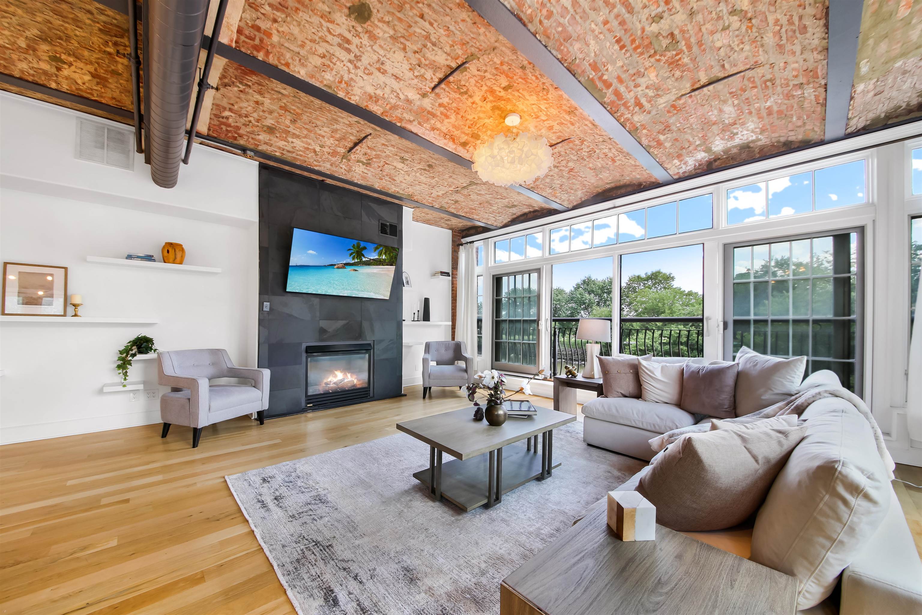 # 250016995 - For Rent in JERSEY CITY - Downtown NJ
