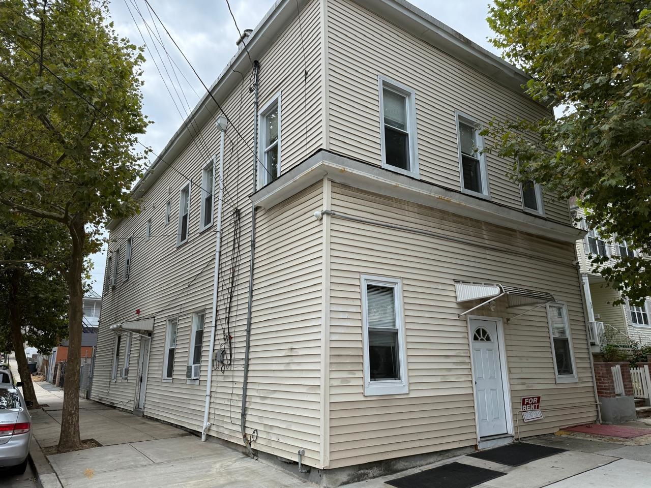 # 250017055 - For Rent in Passaic NJ
