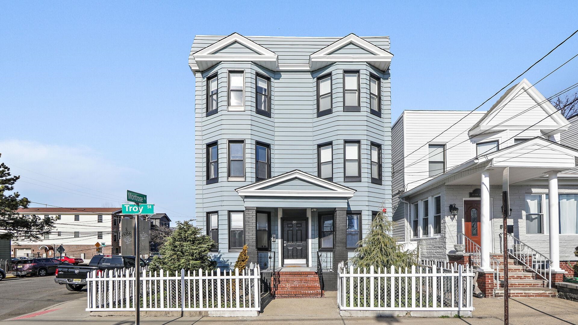 # 250017064 - For Rent in JERSEY CITY - Heights NJ