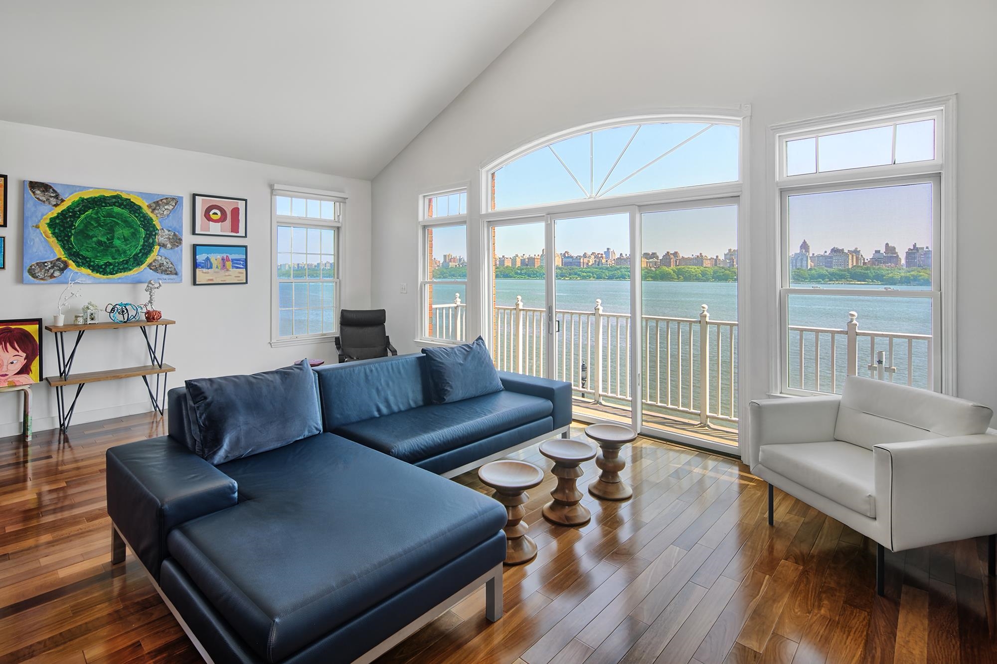 # 250017074 - For Rent in West New York NJ