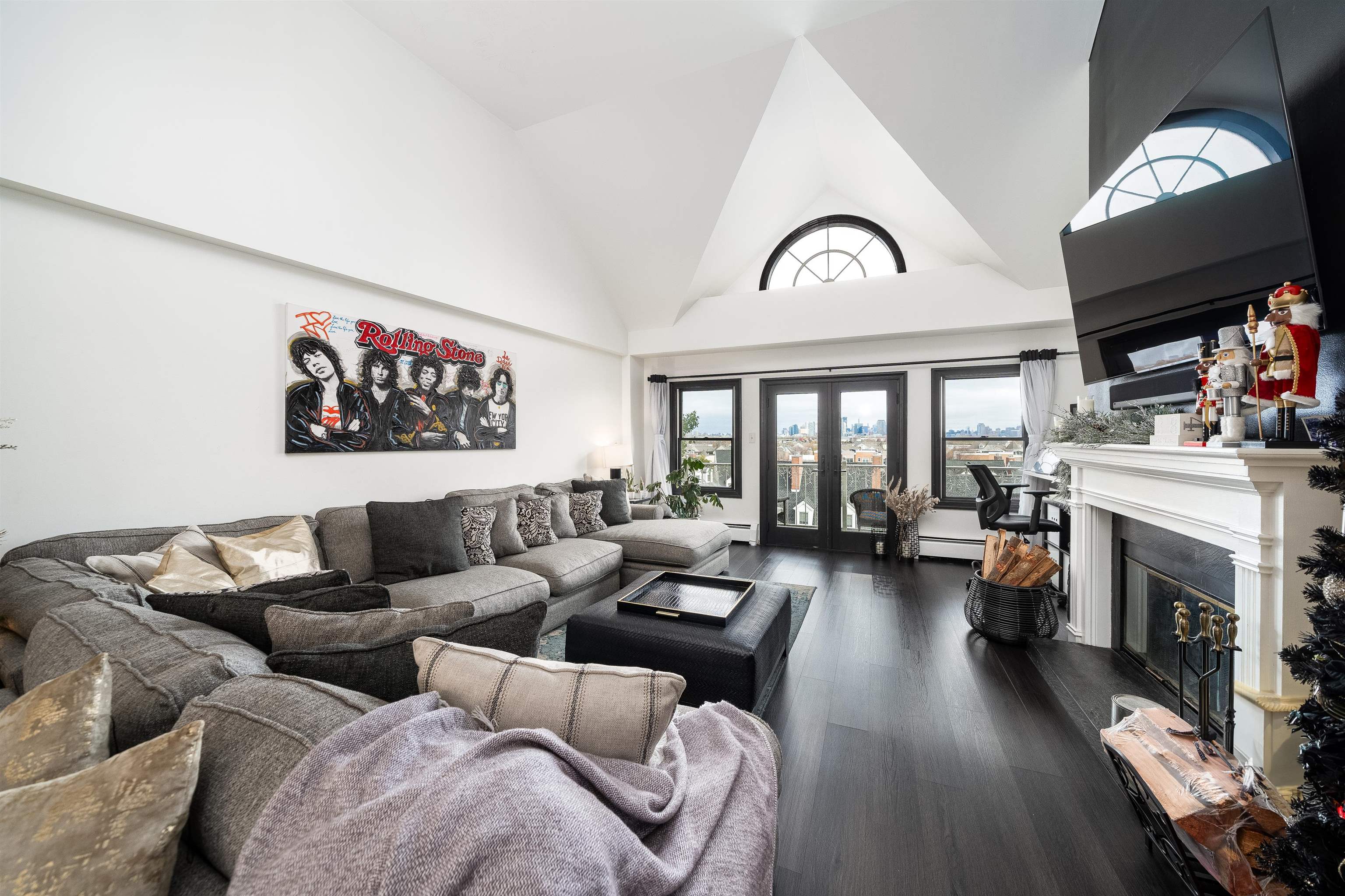 # 250017078 - For Rent in JERSEY CITY - Greenville NJ