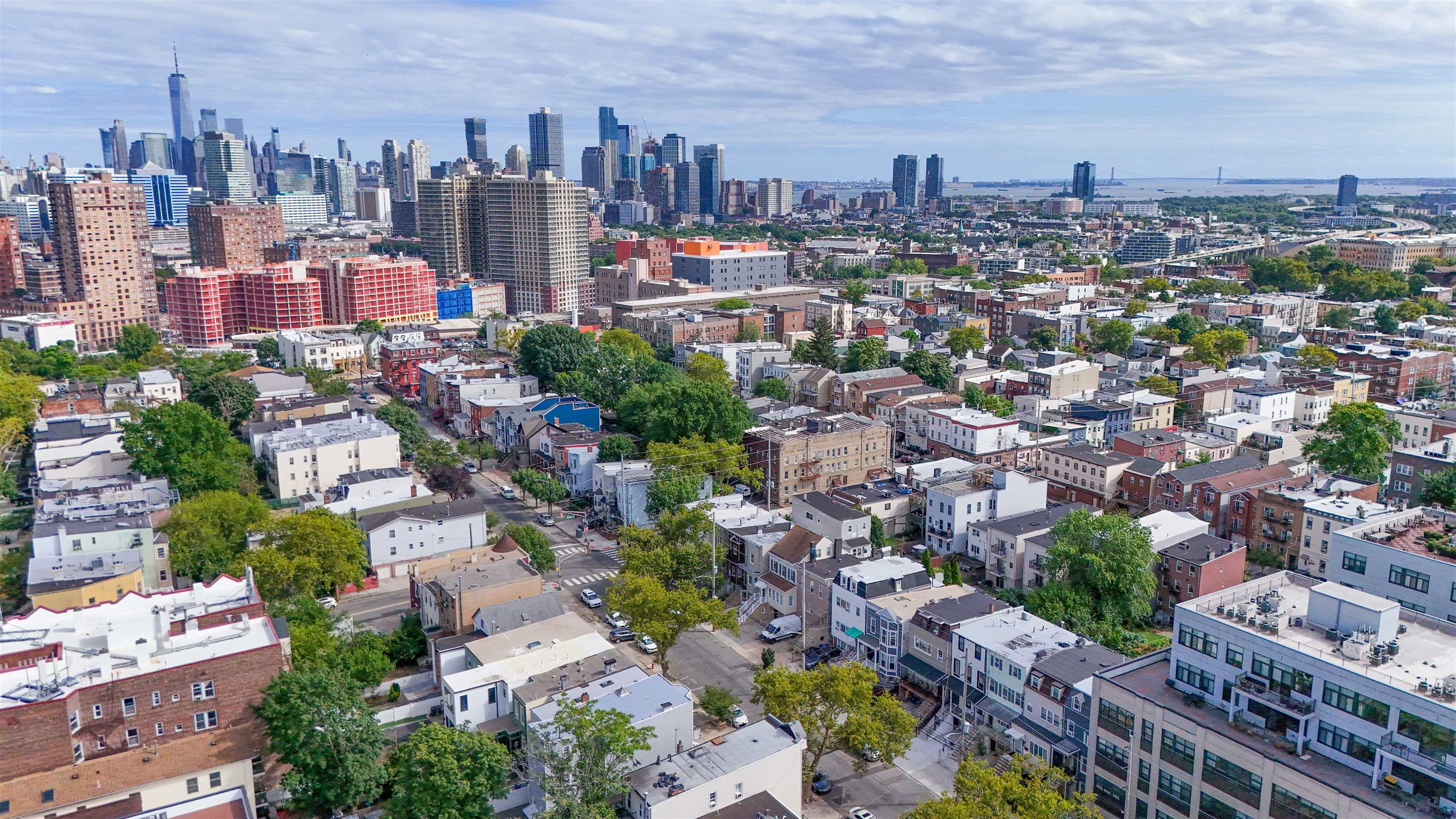 # 250017131 - For Rent in JERSEY CITY - Heights NJ
