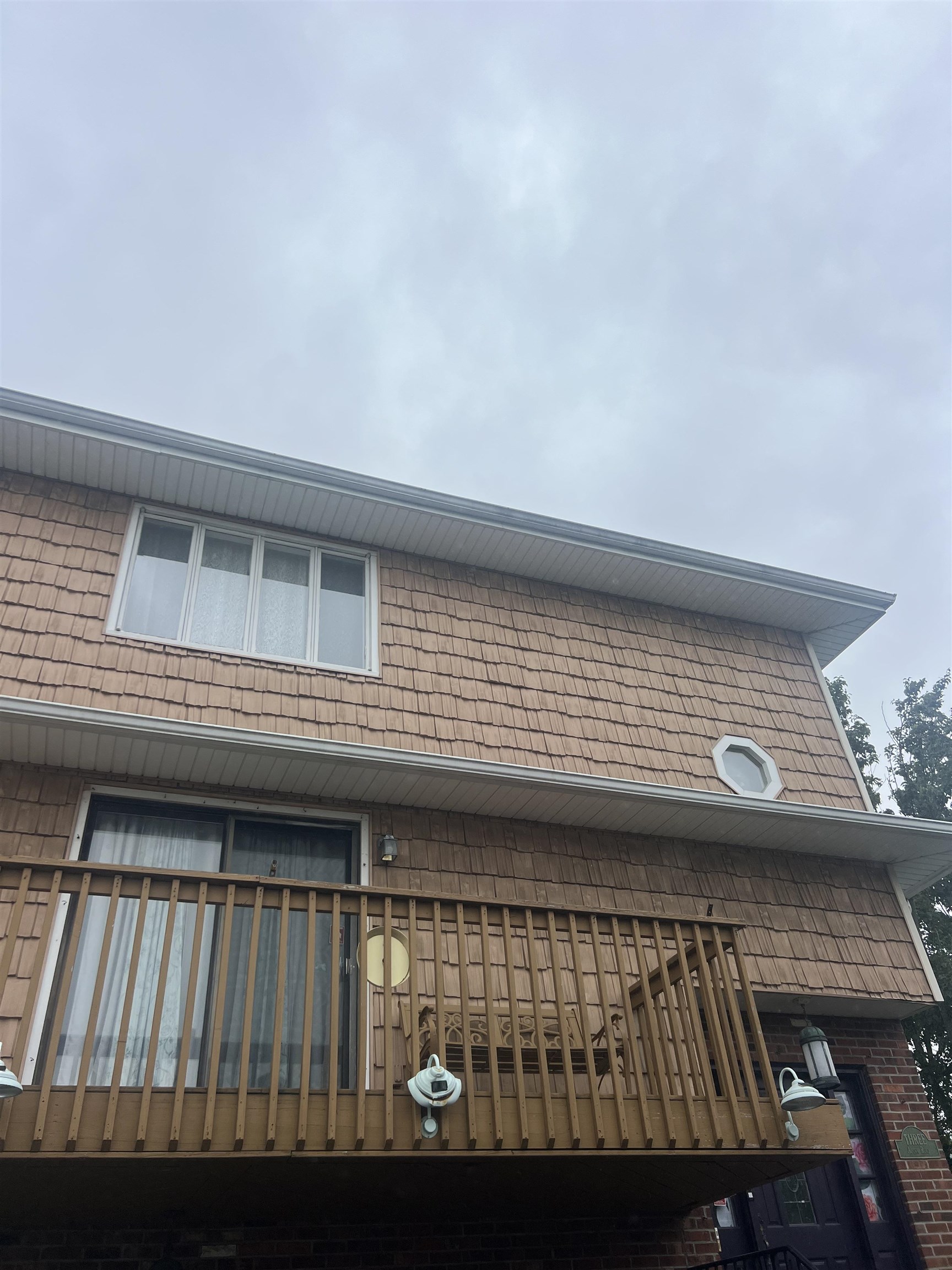 # 250017150 - For Rent in Secaucus NJ