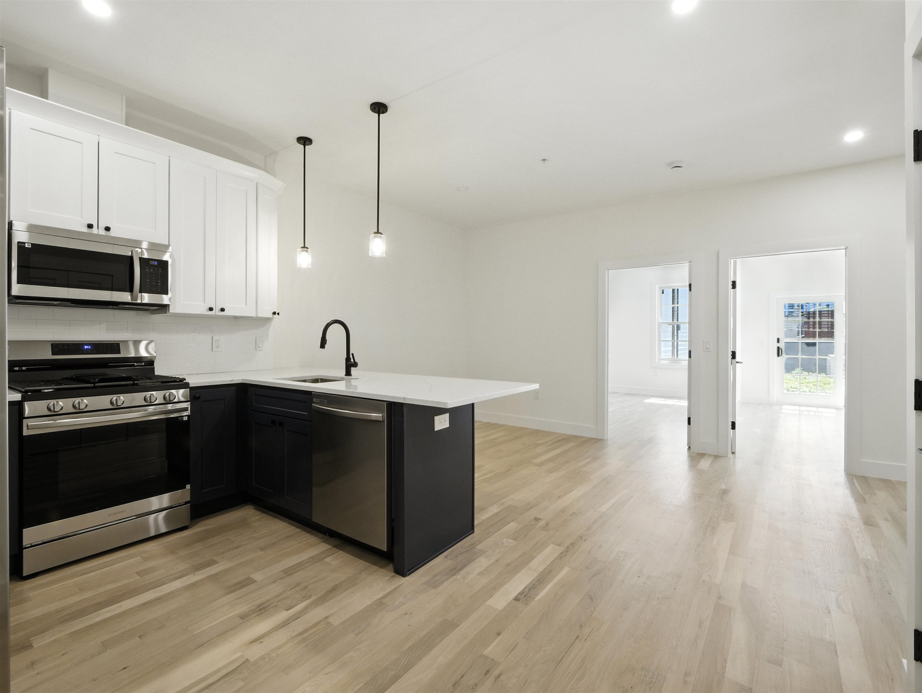 # 250017184 - For Rent in JERSEY CITY - Journal Square NJ