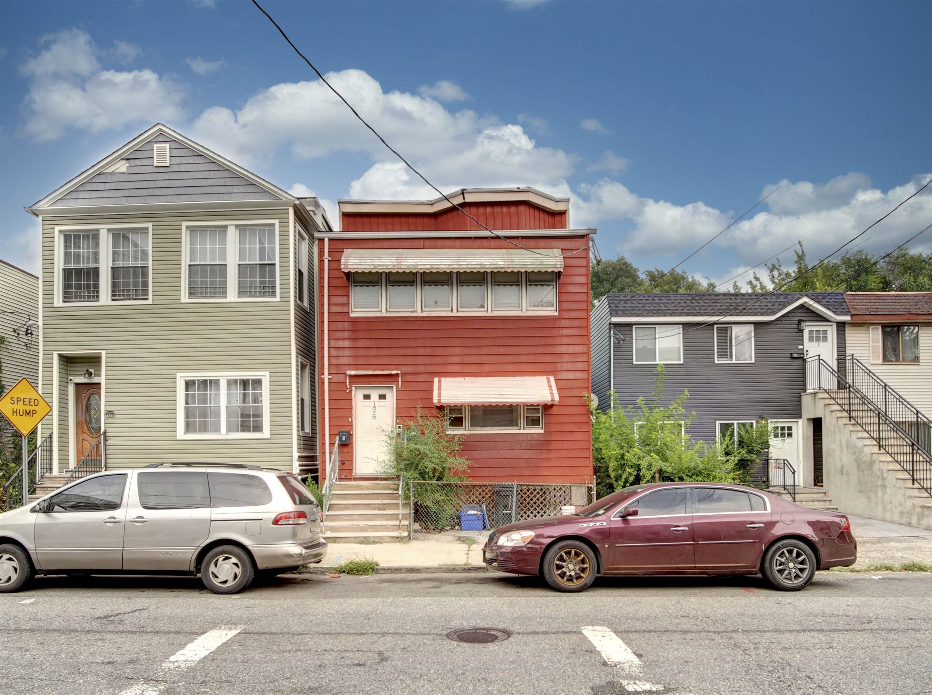 # 250017219 - For Rent in JERSEY CITY - Bergen-Lafayett NJ