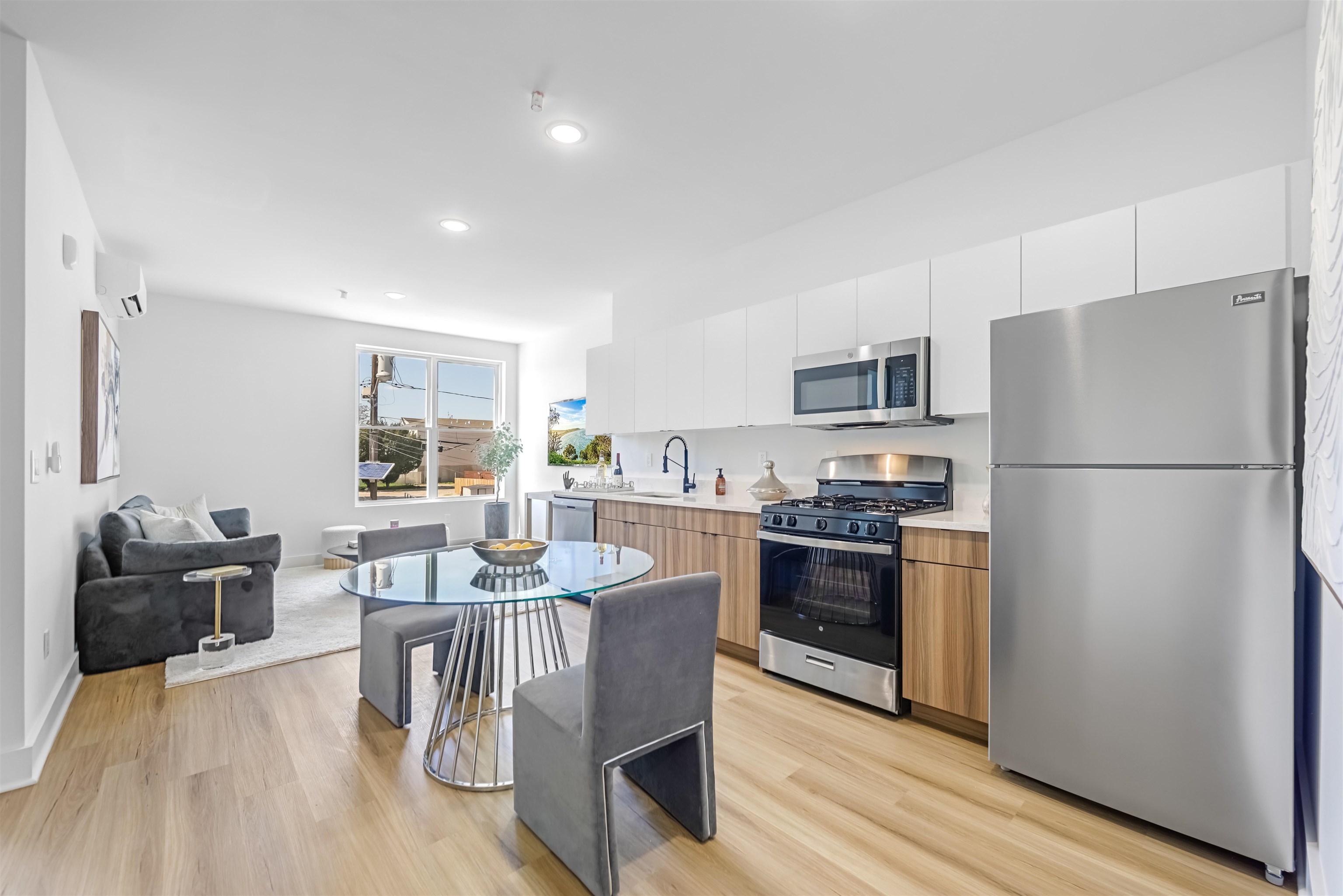 # 250017226 - For Rent in JERSEY CITY - Greenville NJ