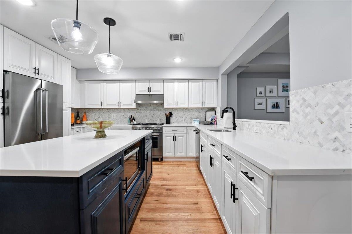 # 250017229 - For Rent in Hoboken NJ