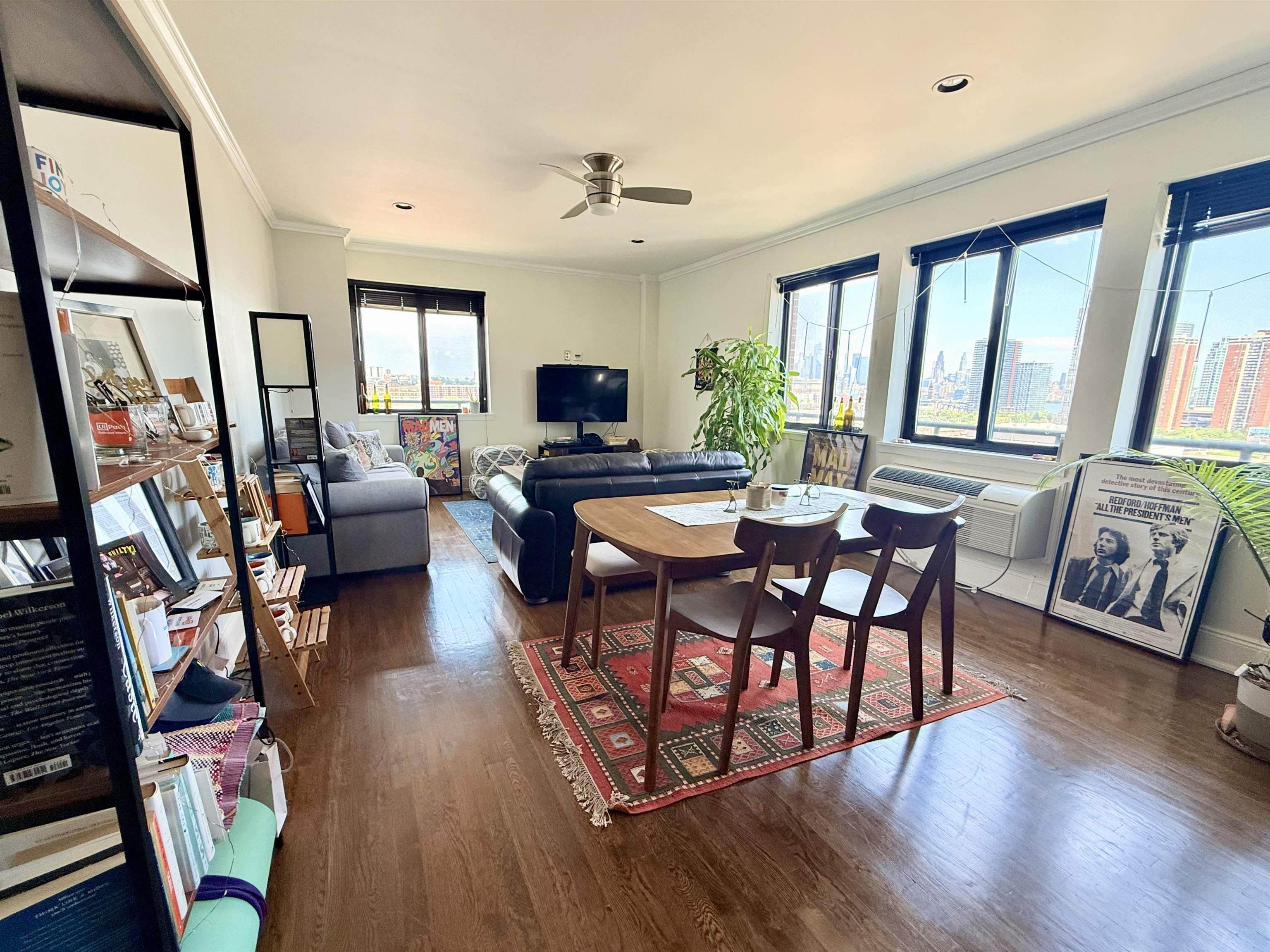 # 250017266 - For Rent in JERSEY CITY - Downtown NJ