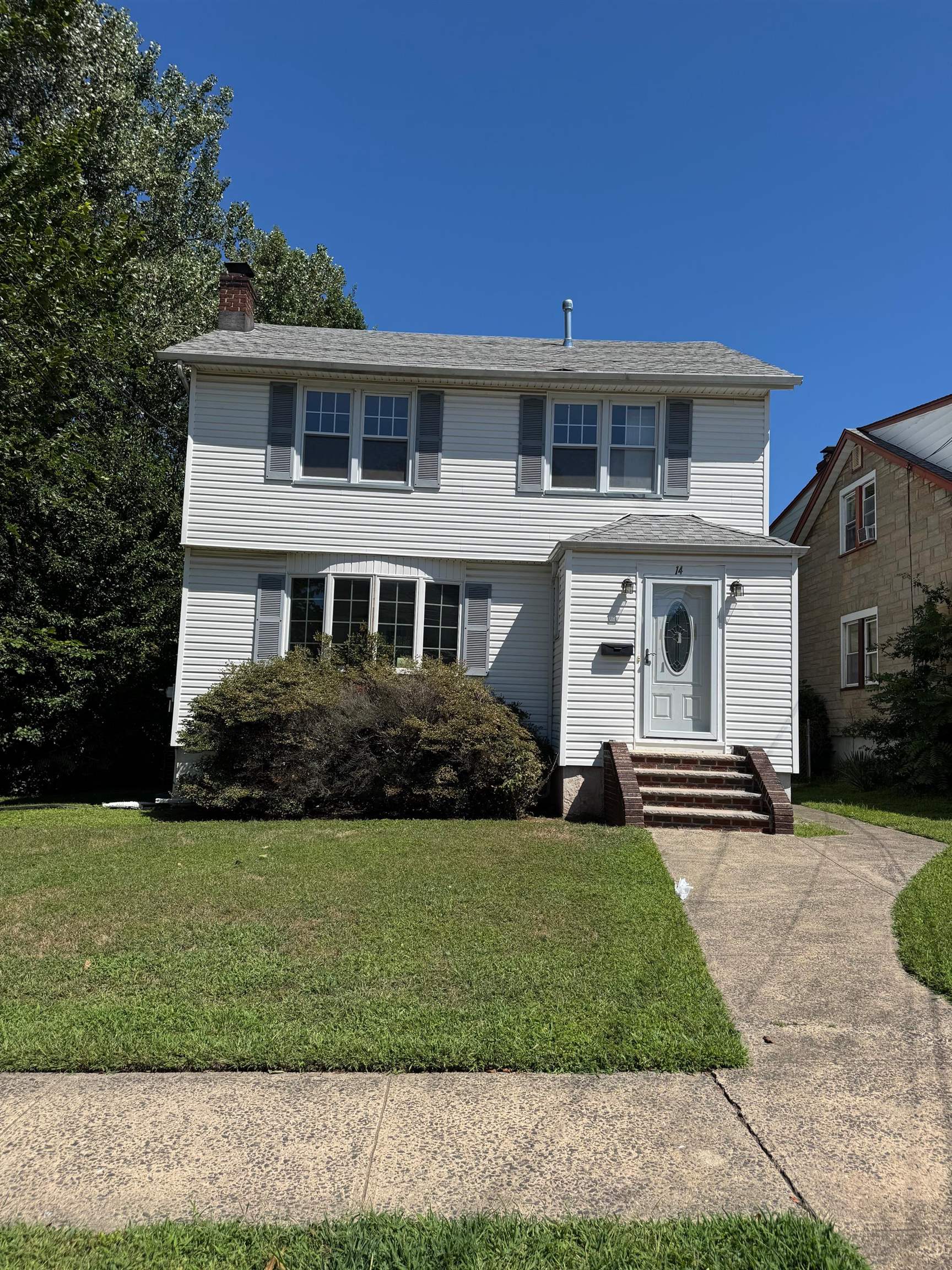 # 250017317 - For Rent in Secaucus NJ