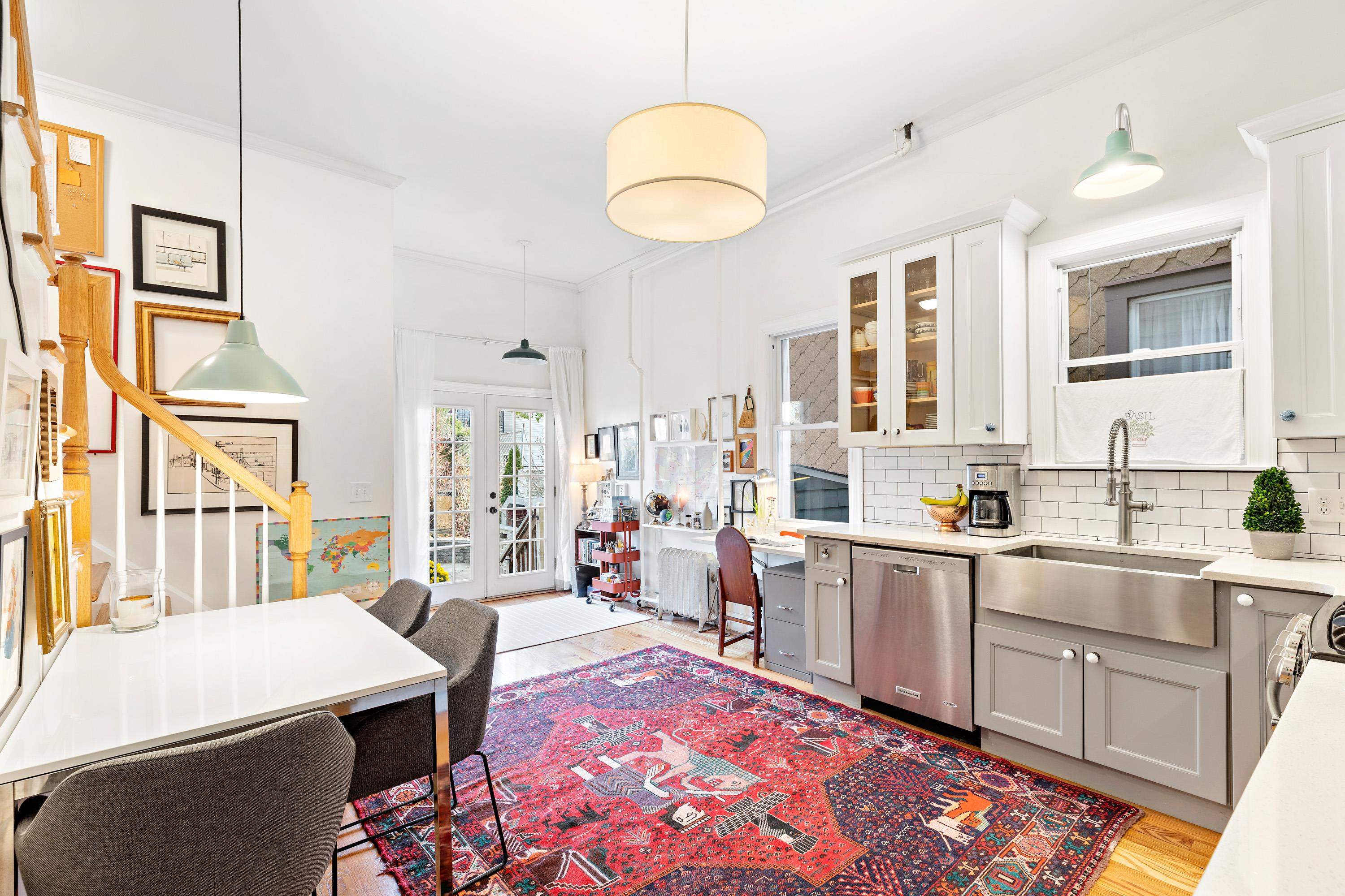 # 250017363 - For Rent in JERSEY CITY - Heights NJ