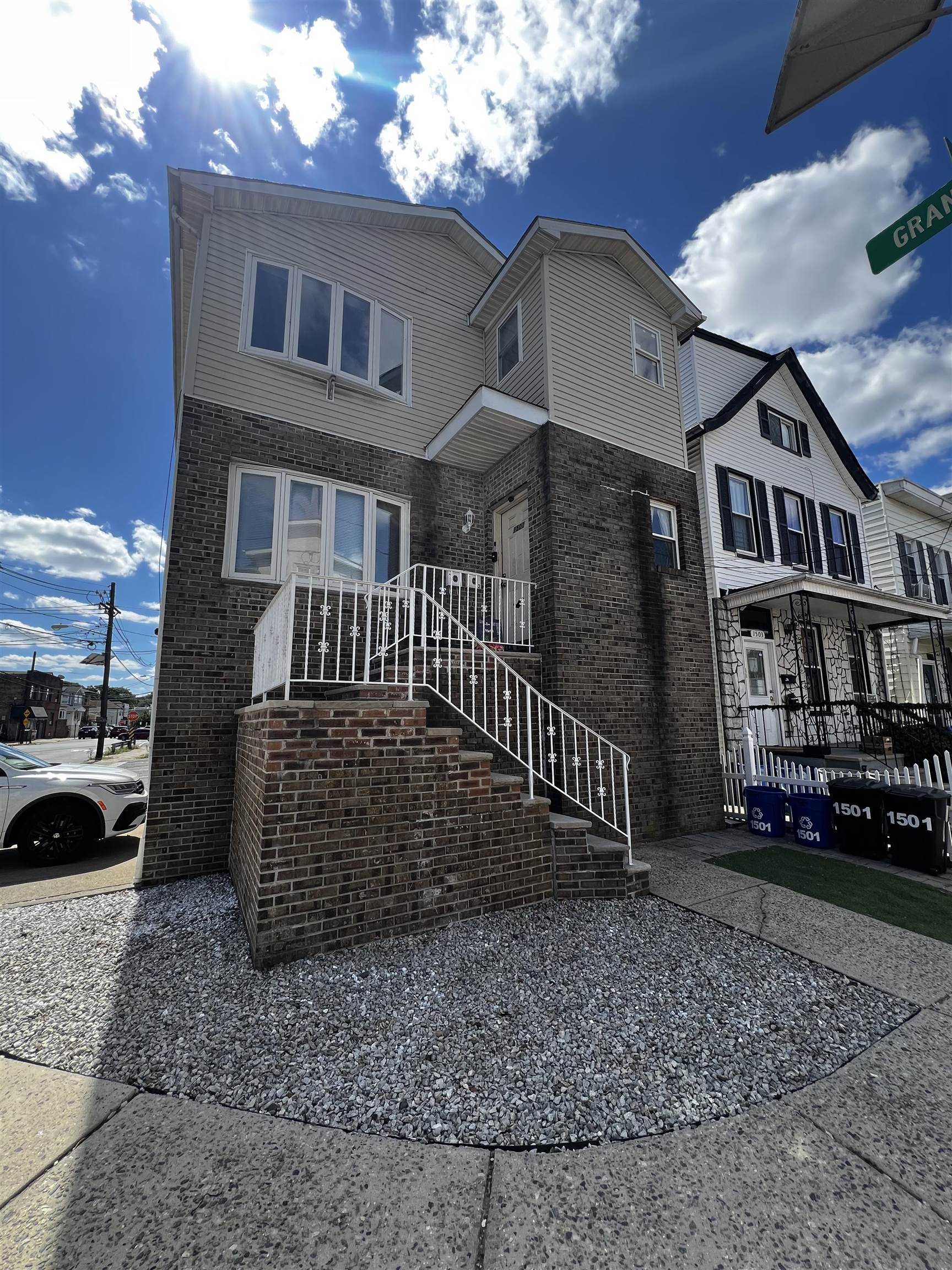 # 250017370 - For Rent in North Bergen NJ