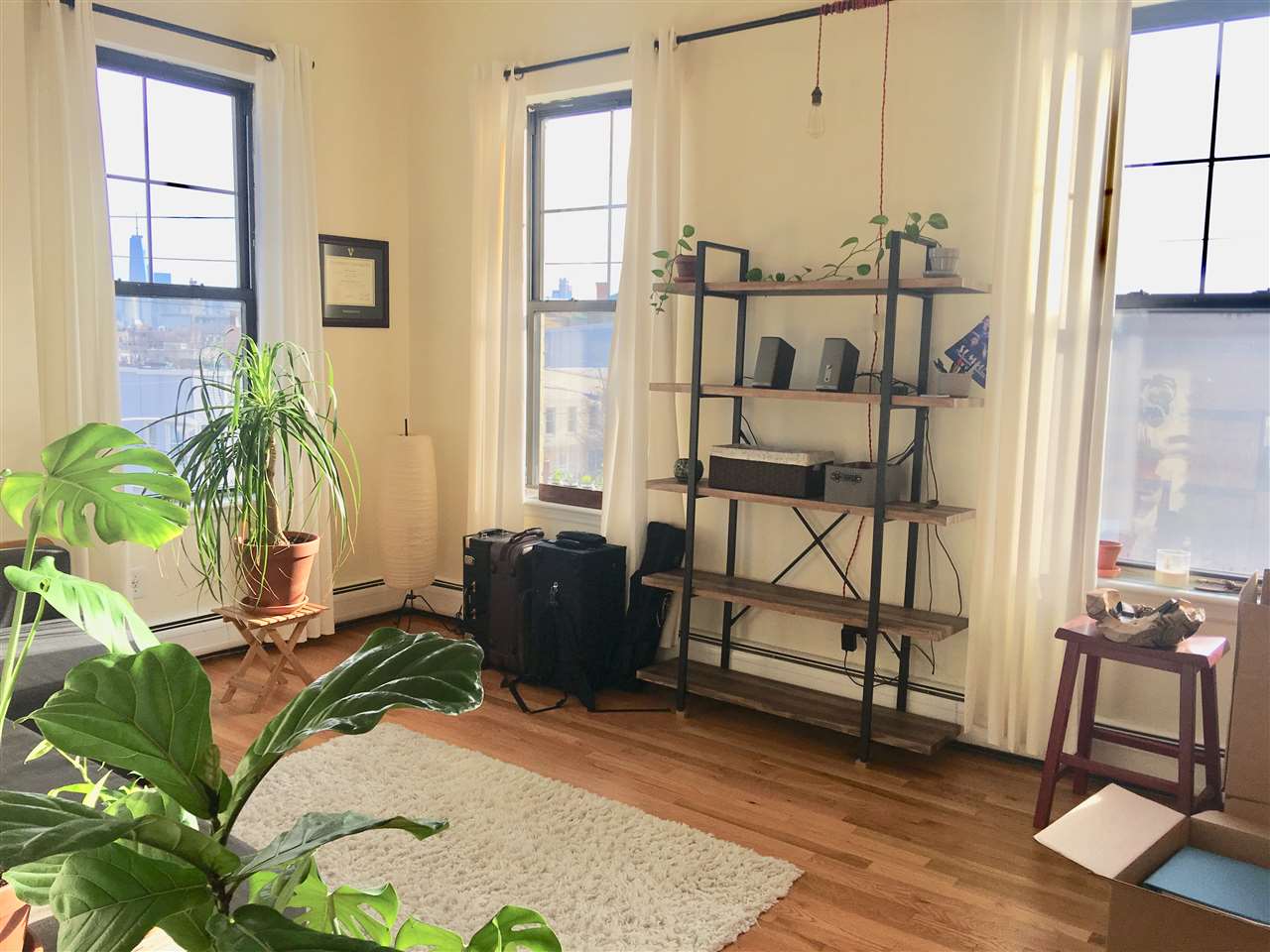 # 250017385 - For Rent in JERSEY CITY - Heights NJ