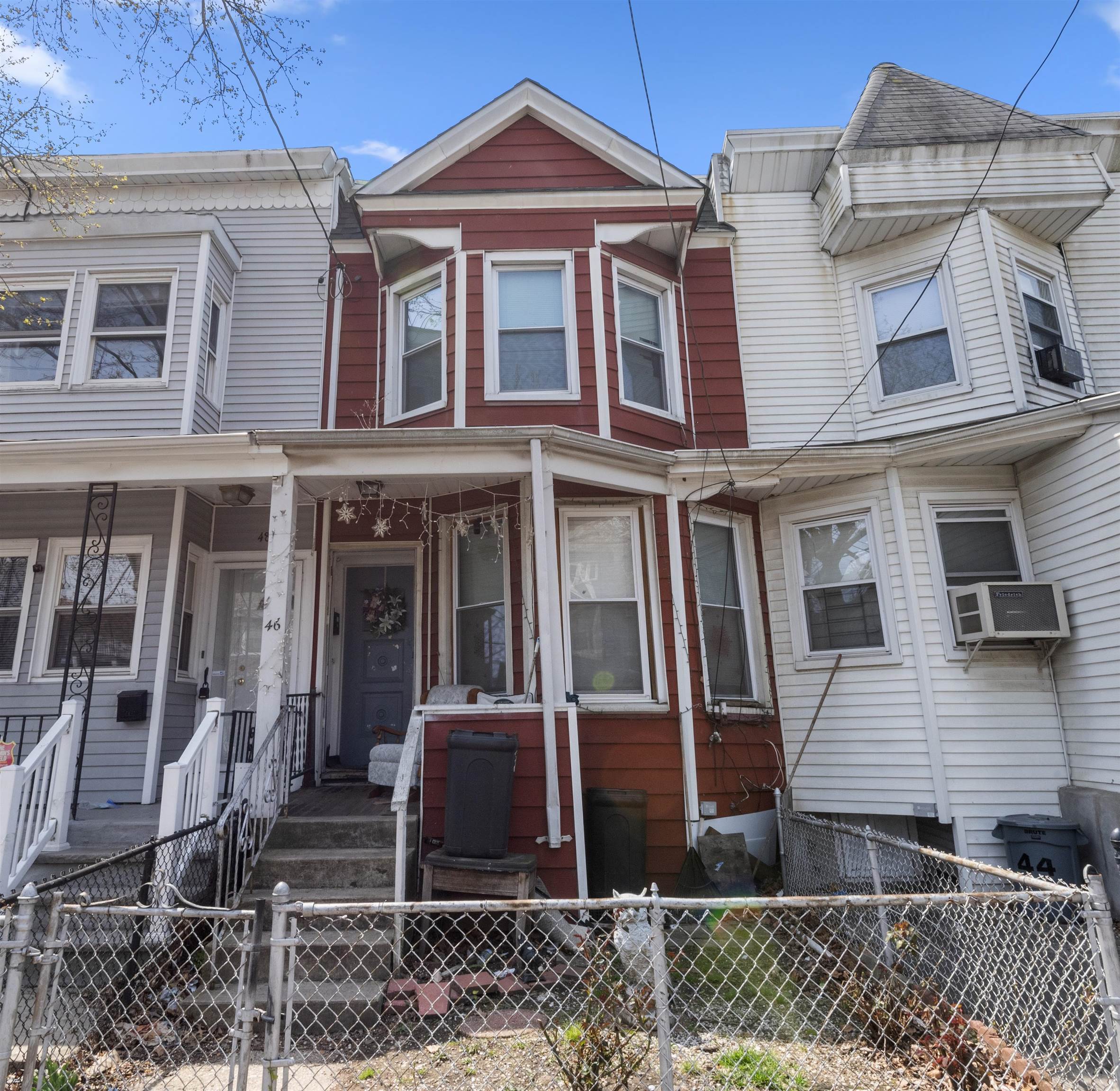 # 250017388 - For Rent in Bayonne NJ