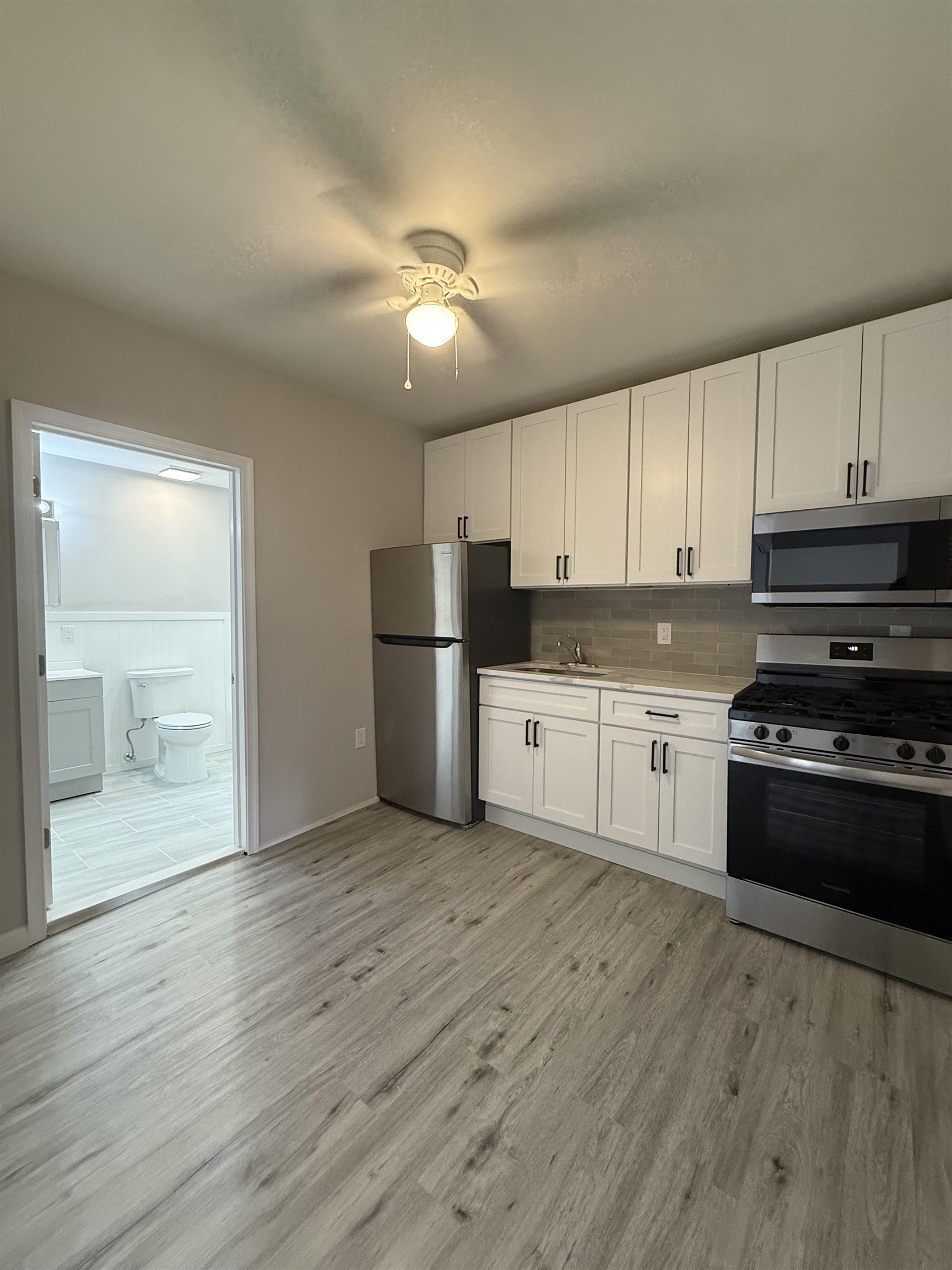 # 250017411 - For Rent in Bayonne NJ
