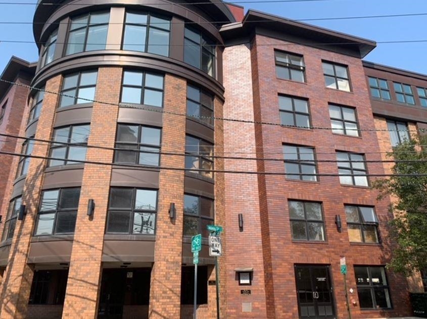 # 250017423 - For Rent in Hoboken NJ