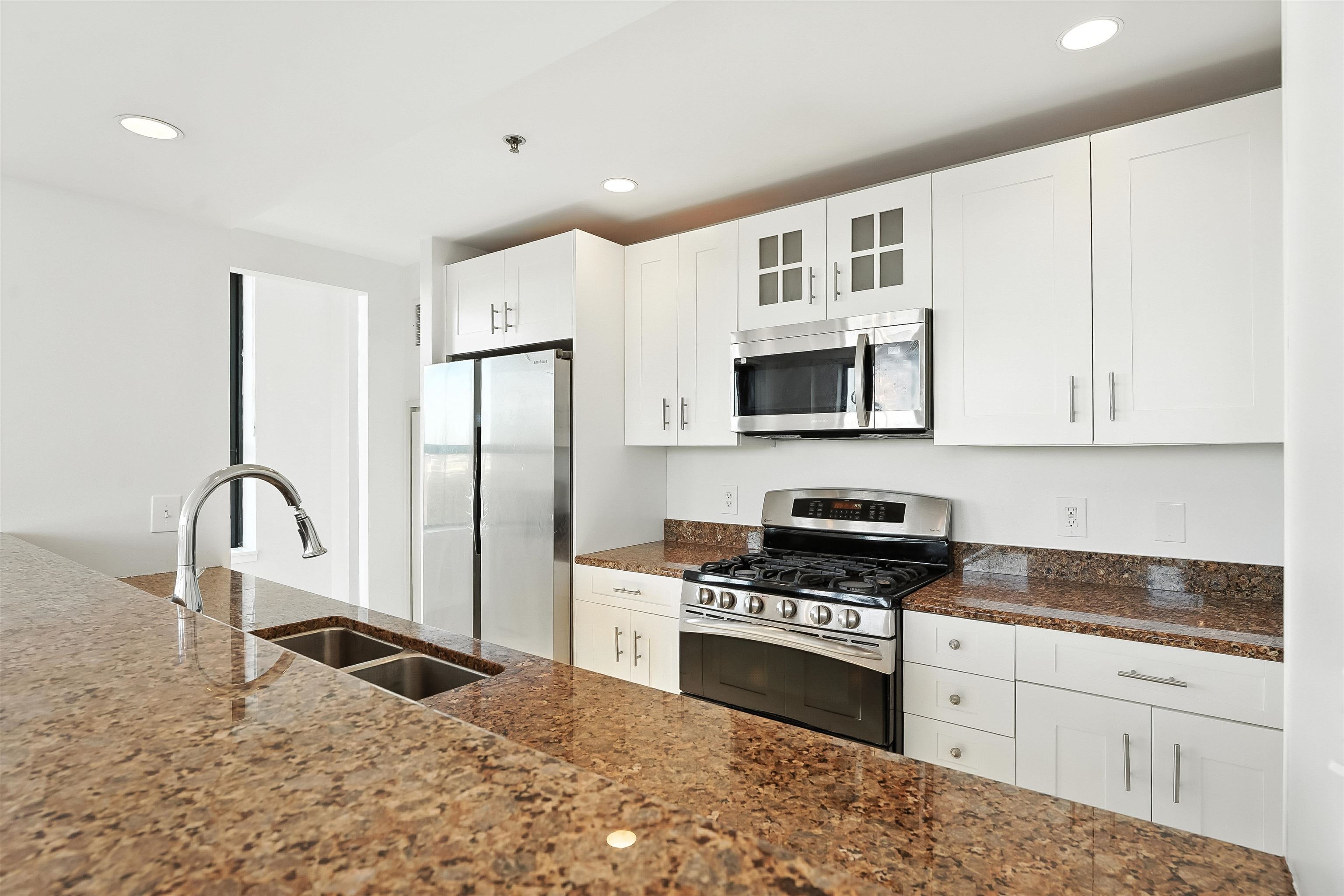 # 250017440 - For Rent in Hoboken NJ