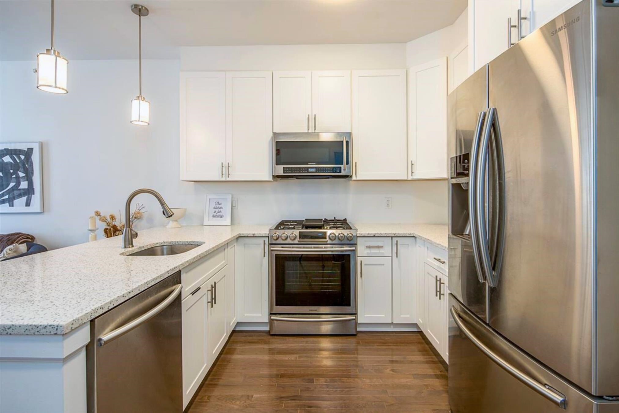 # 250017442 - For Rent in JERSEY CITY - Journal Square NJ
