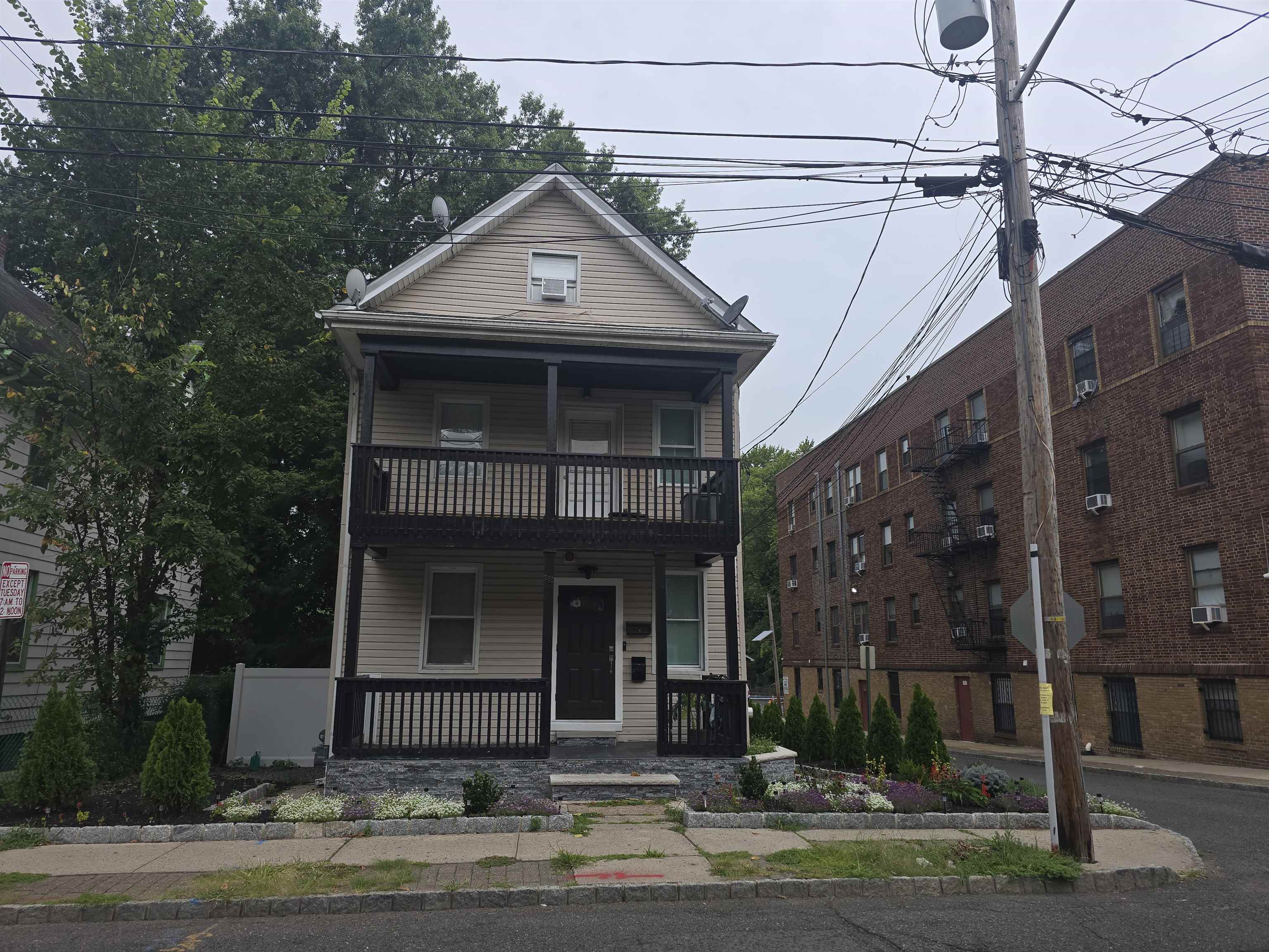 # 250017447 - For Rent in Englewood NJ
