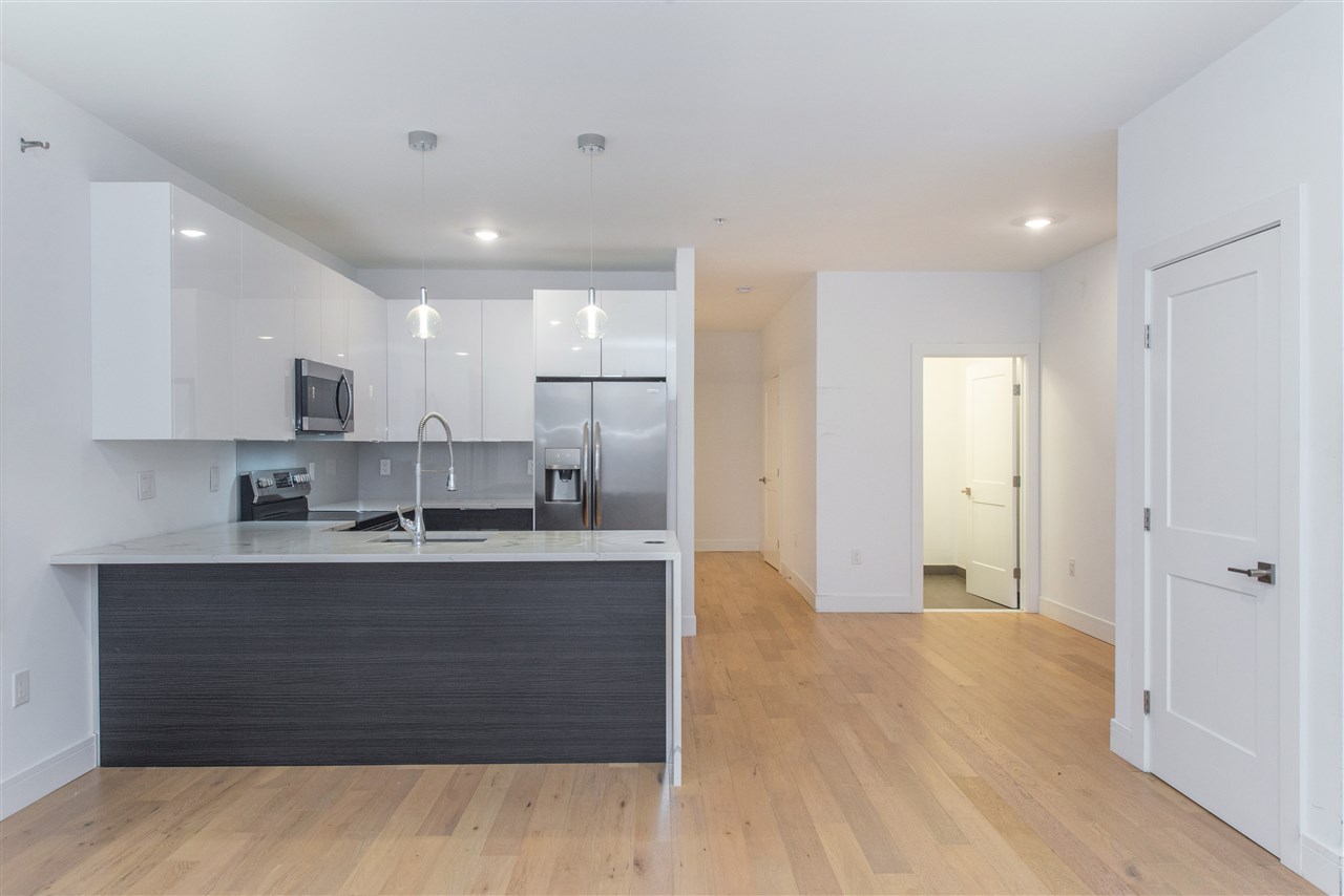 # 250017466 - For Rent in North Bergen NJ