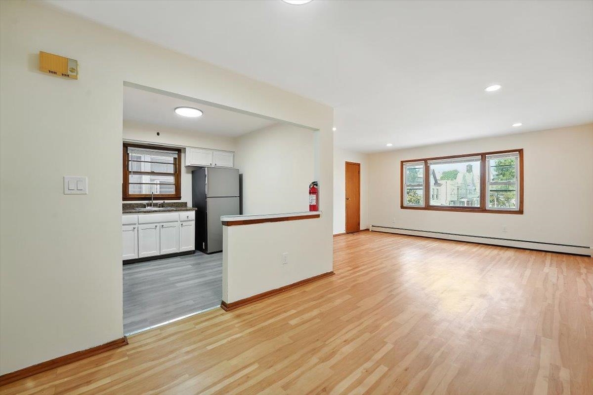 # 250017484 - For Rent in JERSEY CITY - Journal Square NJ