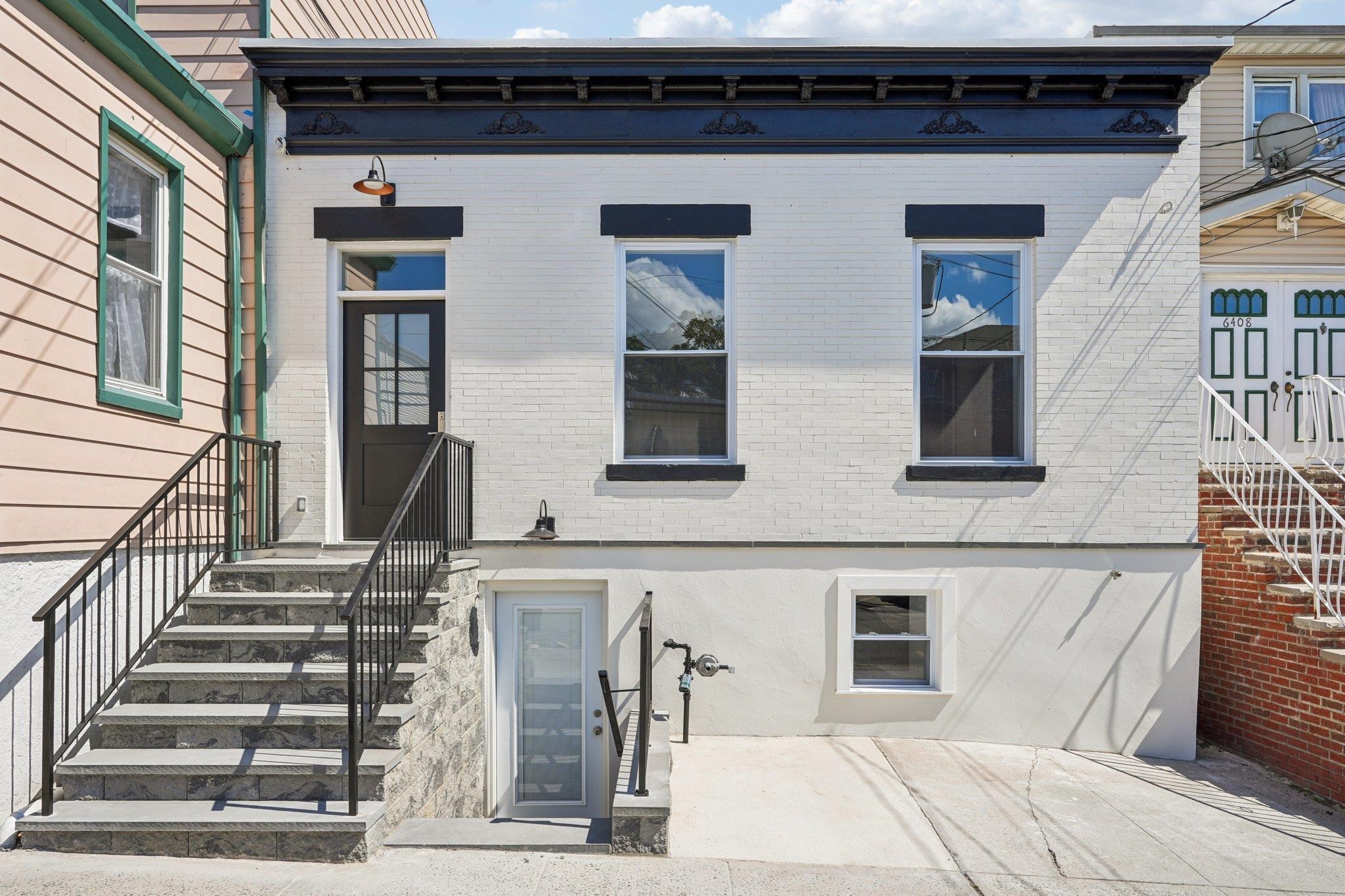 # 250017516 - For Rent in North Bergen NJ