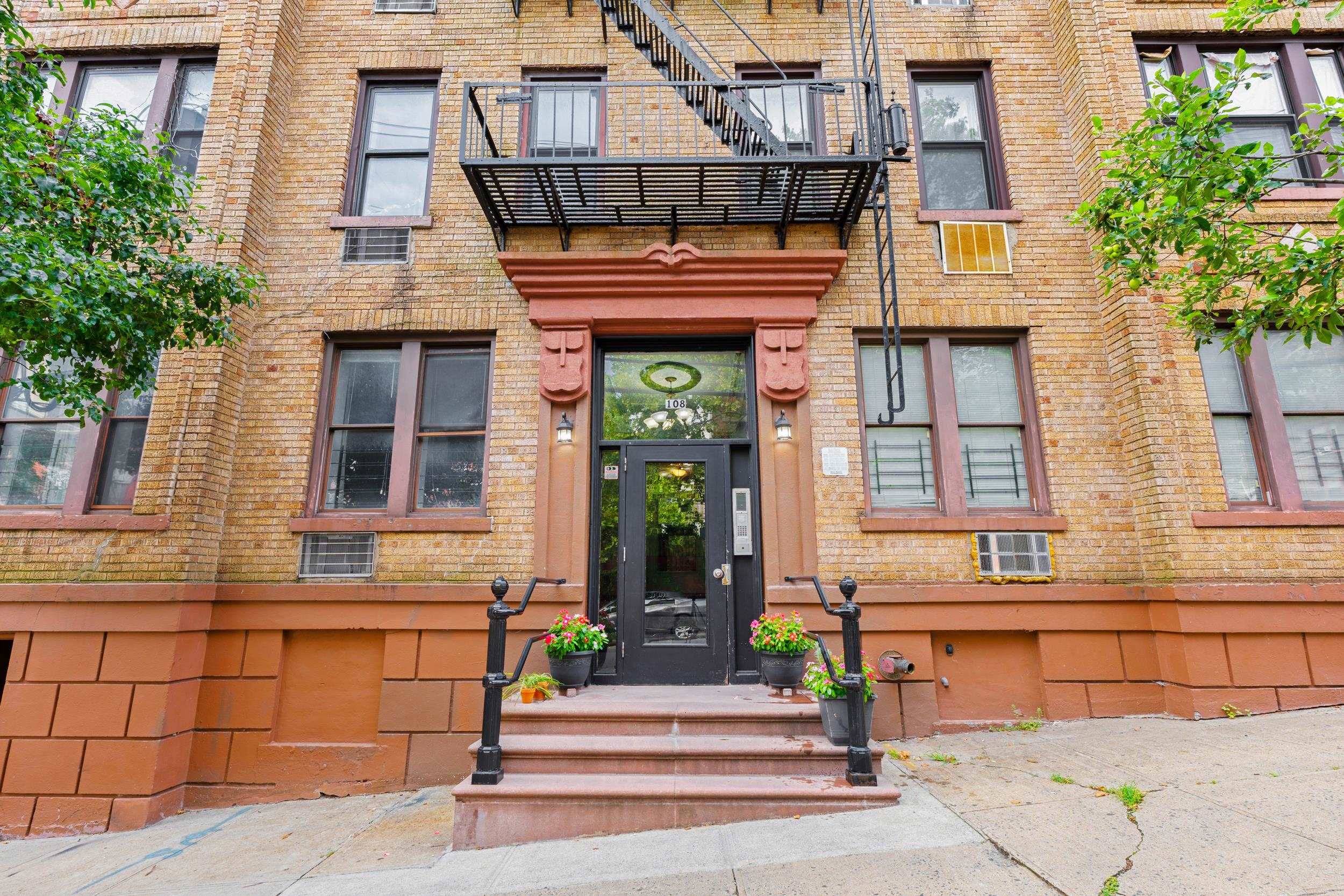 # 250017547 - For Rent in JERSEY CITY - Journal Square NJ