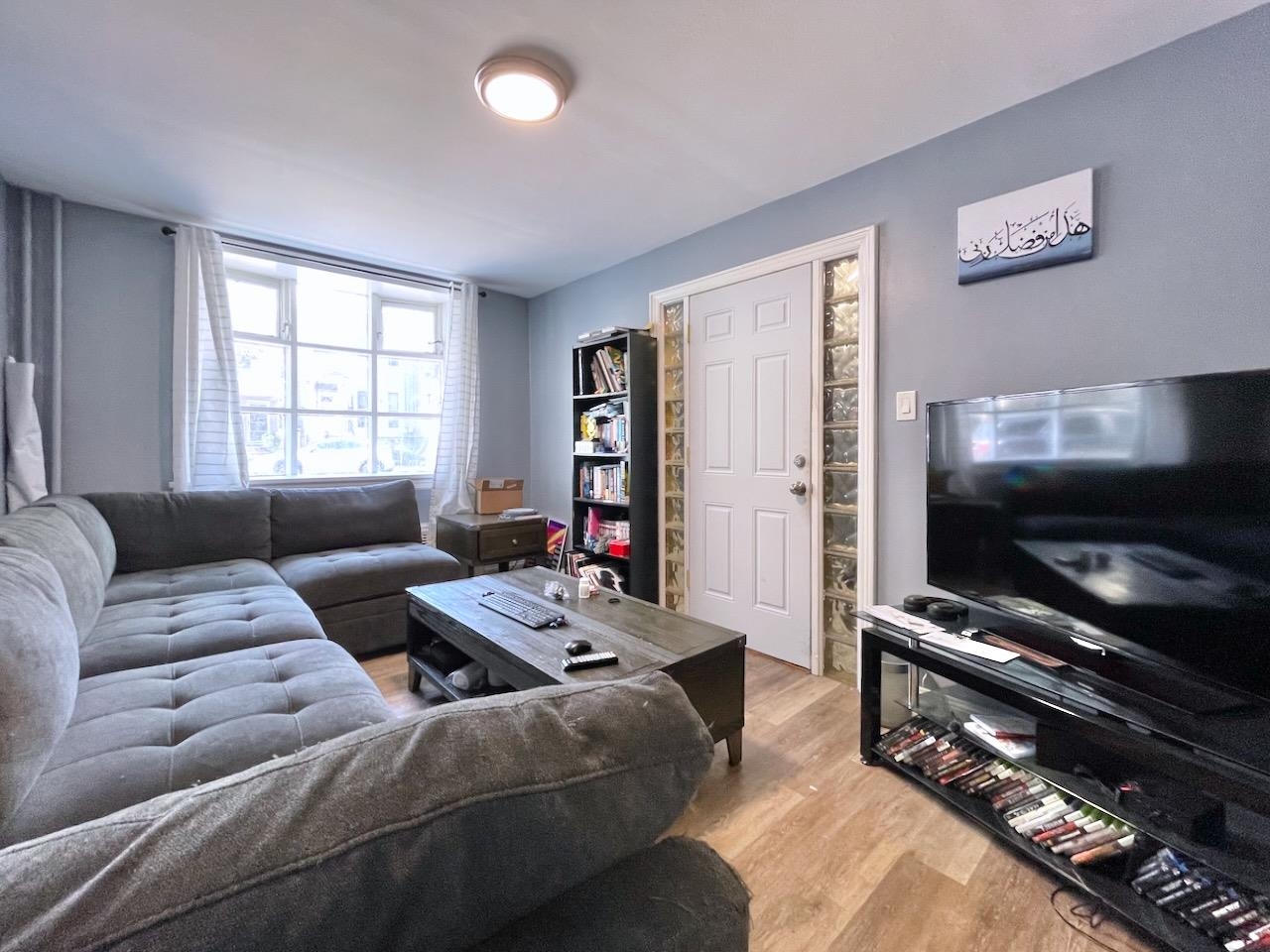 # 250017572 - For Rent in JERSEY CITY - Journal Square NJ