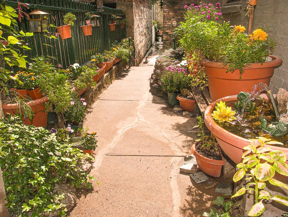 # 250017670 - For Rent in JERSEY CITY - Heights NJ