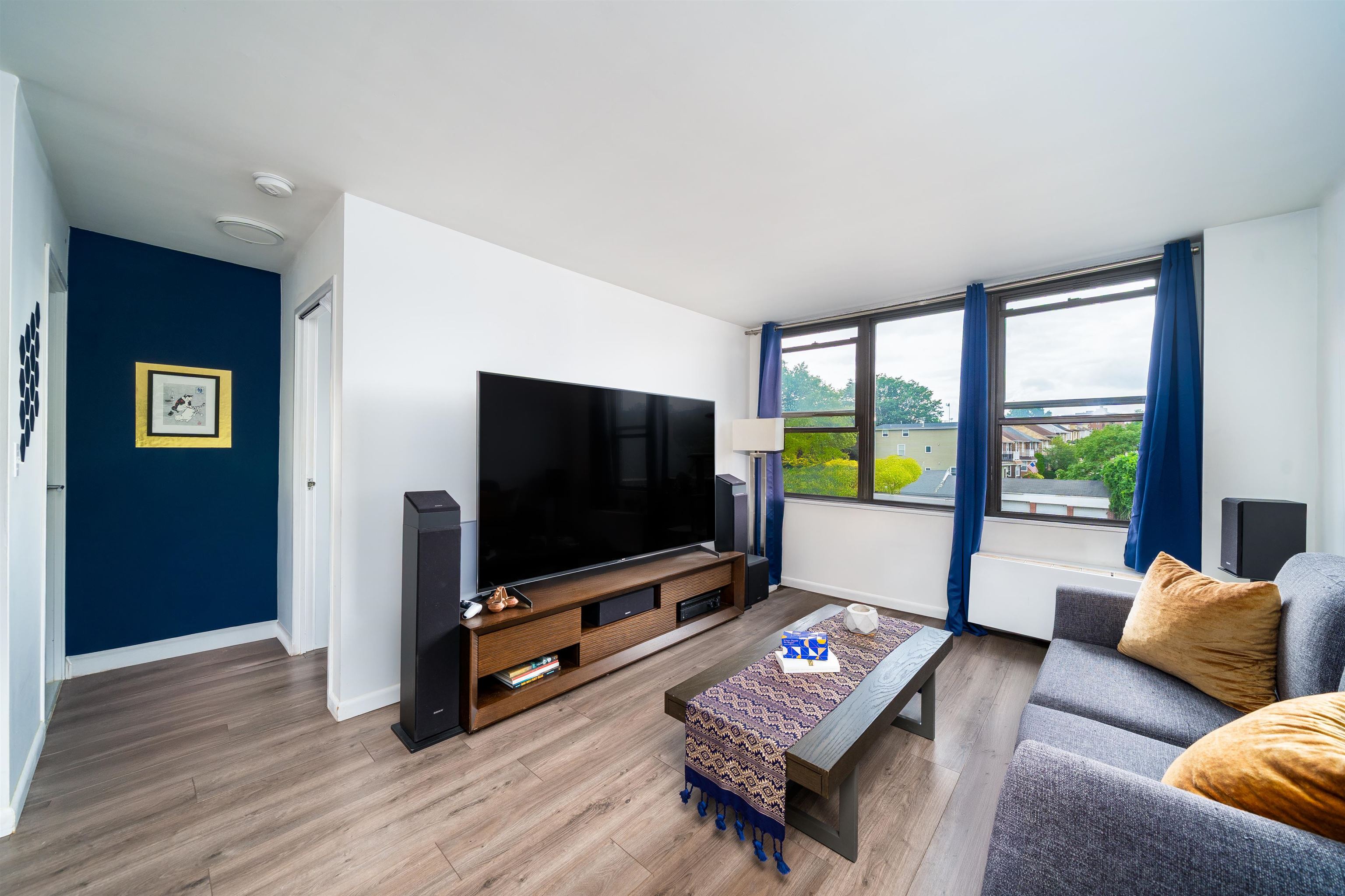 # 250017681 - For Rent in North Bergen NJ